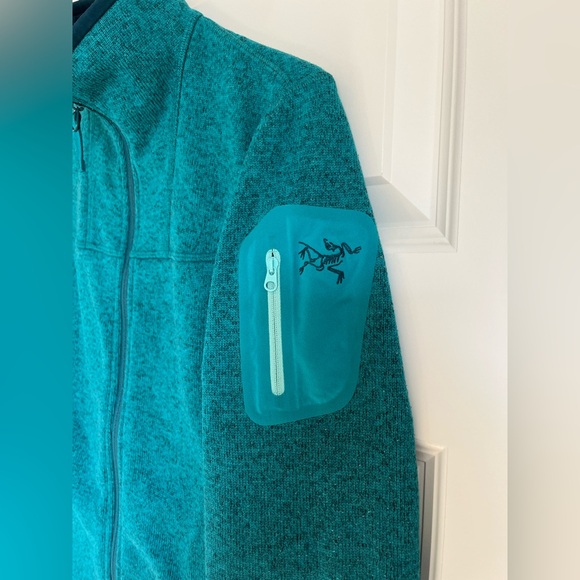 Arc'teryx Covert Cardigan - Picture 1 of 4